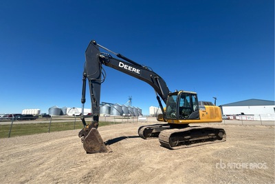 2013 John Deere 250G LC Tracked Excavator