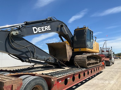 2013 John Deere 250G LC Tracked Excavator