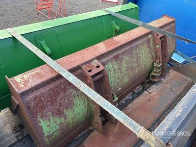 Tractor Buckets