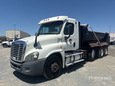 2016 Freightliner Cascadia 125 8x4 Tri/A Dump Truck