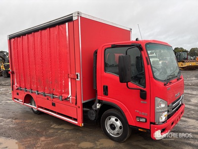 2018 Isuzu NPR 75-190 4x2 Van Truck