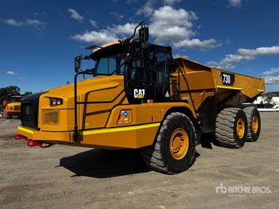 2019 Cat 730 Kiepwagen met knikbesturing