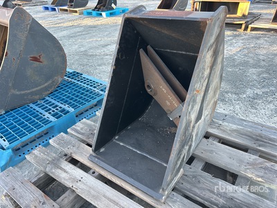 450 mm Cleanup Excavator Bucket - Fits 7 Ton