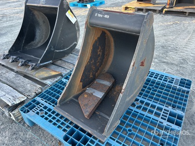 450 mm Cleanup Excavator Bucket - Fits 5 Ton