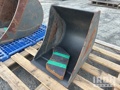 450 mm Cleanup Excavator Bucket - Fits 3 Ton