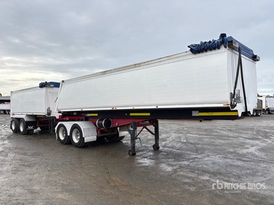 2003 Lusty EMS Bogie/A Stag B-Double Combination End Dump Trailer