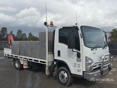 2011 Isuzu NPR275 4x2 Nutzkraftwagen