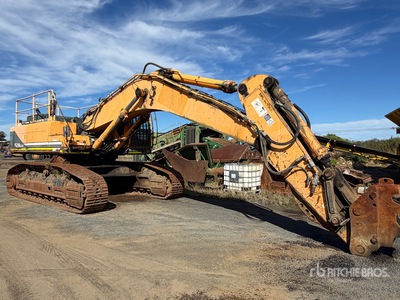 2011 Hyundai Robex 520LC-9 Tracked Excavator