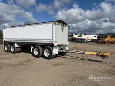 2008 Hamelex-White 7100 m Quad Dog Remolque banera