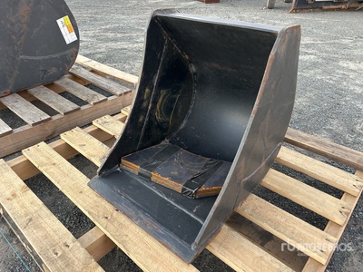450 mm Cleanup Excavator Bucket - Fits 3 Ton