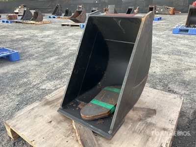 450 mm Cleanup Excavator Bucket - Fits 7 Ton
