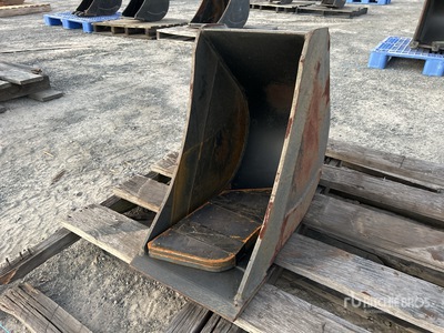 300 mm Cleanup Excavator Bucket - Fits 3 Ton