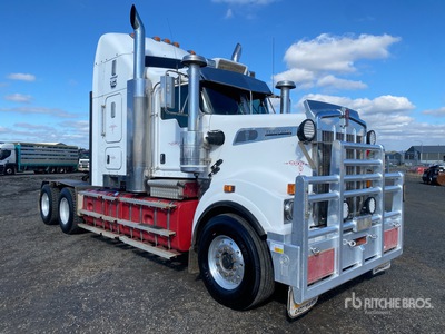 2014 Kenworth T909 6x4 Cabeza Tractora Cabina Dormitorio