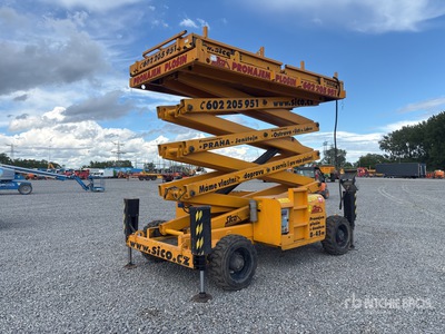 2005 Haulotte H15SX 4x4 Diesel Elevador de tijera
