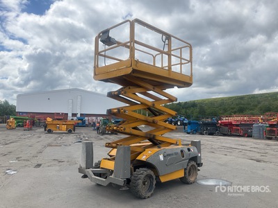 2015 Haulotte Compact 12DX 4x4 Diesel Scissor Lift
