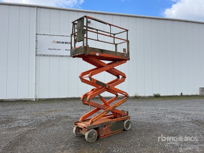 Skyjack SJIII 3220 Electric Scissor Lift