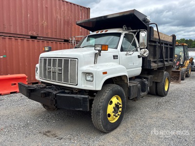 2000 GMC C8500 4x2 S/A Dump Truck