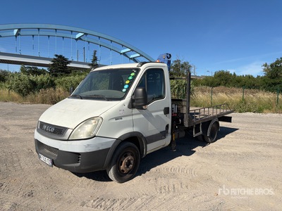 2009 Iveco 35C11 Camion Plateau Avec Grue Pritschenwagen mit Kran