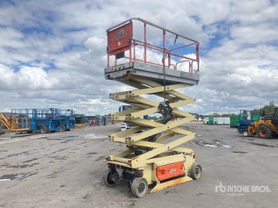 2012 JLG 3246ES Electric Scissor Lift