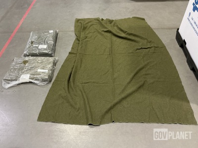 (70) Bed Blankets
