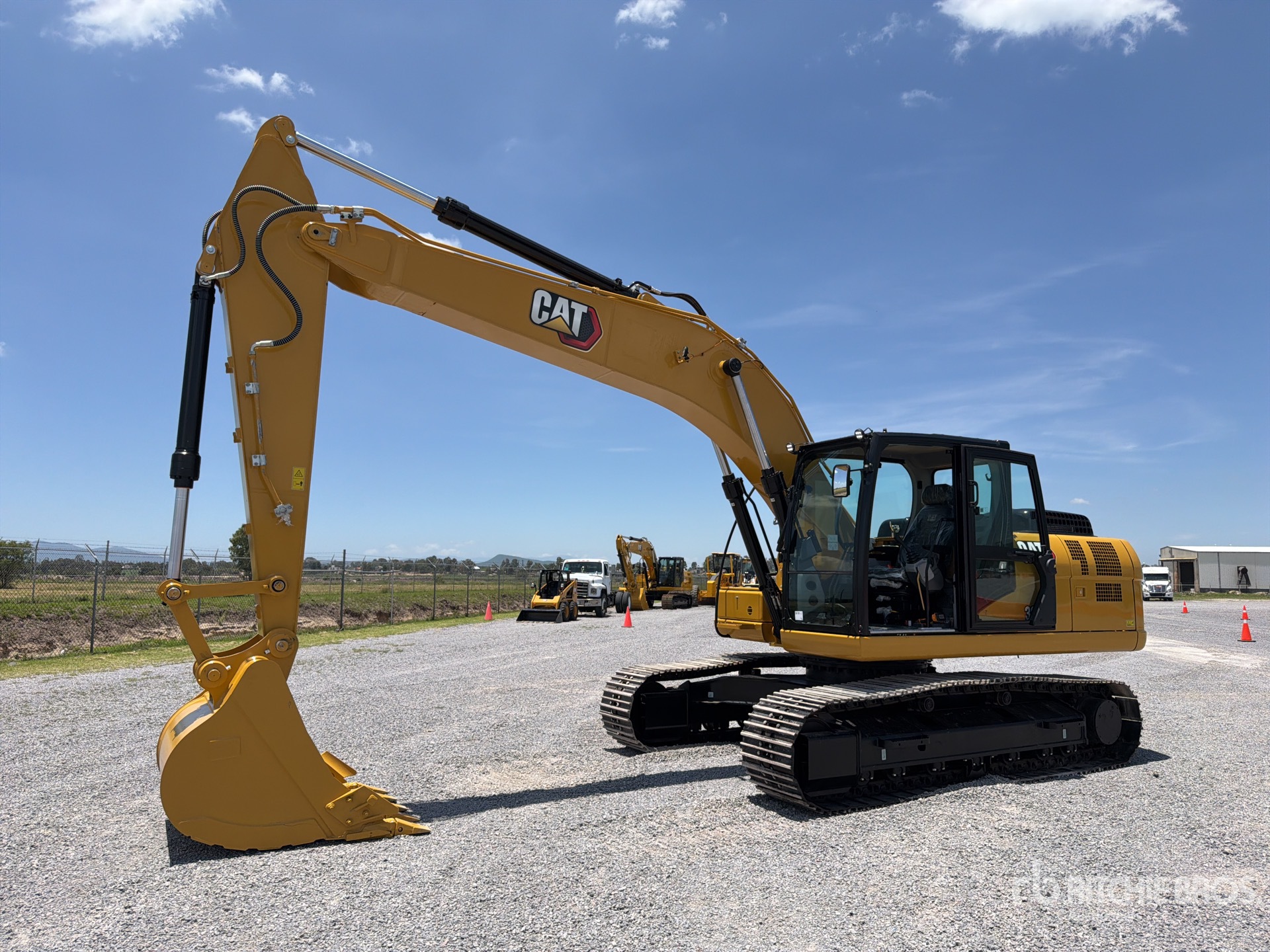 2026 Cat 323GX Excavadora Hidraulica (Sin Usar) / Tracked Excavator (Unused)