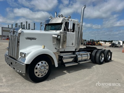 1999 Kenworth W900 6x4 T/A Day Cab Truck Tractor
