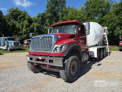 2014 International 7600 6x4 Camion hormigonera