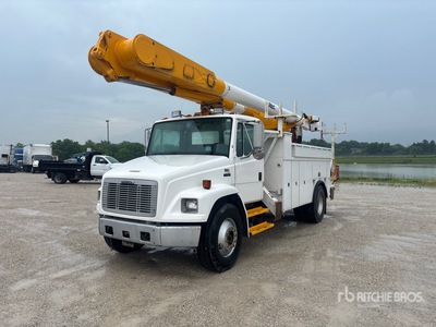 Altec AM855 55 ft on 1997 Freightliner FL80 4x2 Camión con Cesta Elevadora