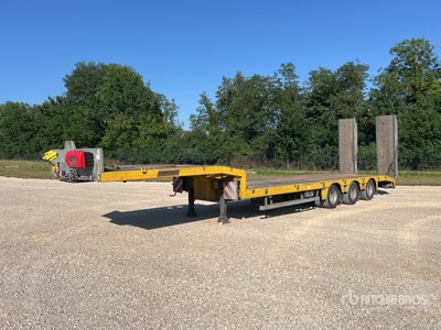 2014 Maxitrailer Tri/A Remorque Porte-Engins 3 Essieux Lowboy Trailer