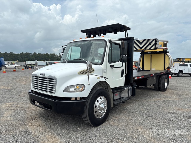 2014 Freightliner M2 106 4x2 Attenuator Truck
