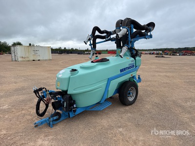 Berthoud Speedair TT 1500 Vitiflex S/A Pulverisateur Pull-Type Sprayer