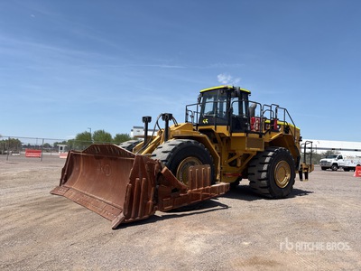 2010 Cat 834H Spycharka kołowa