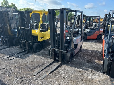 Nissan MCPL02A20LV 3240 lb Cushion Tire Forklift