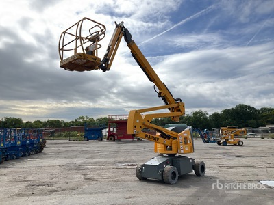 2012 Haulotte HA151P 2WD Electric Articulating Boom Lift