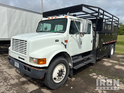 1999 International 4700 4x2 Crew Cab Camión Caja Abierta