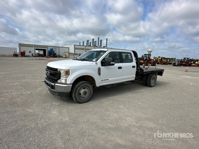 2020 Ford F-350 XL 4x4 Crew Cab Flatbed Truck