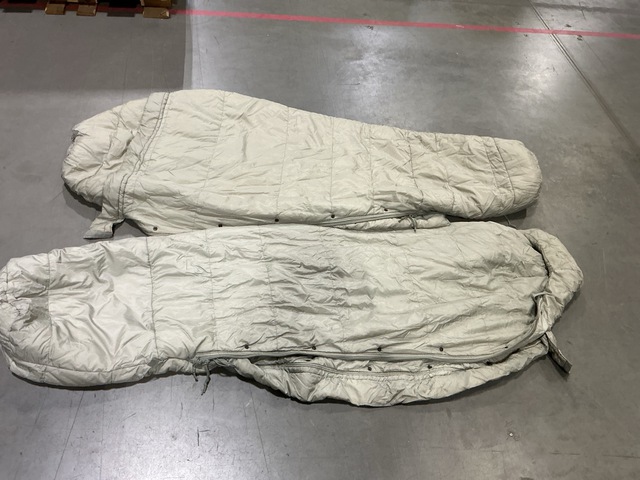 (40) Sleeping Bags