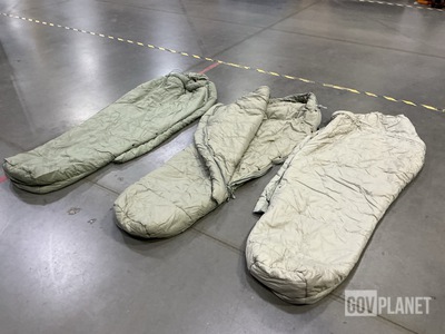 (40) Sleeping Bags