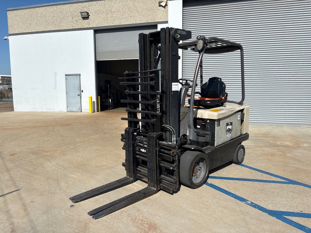 2011 Crown FC4500 4200 lb Electric Forklift