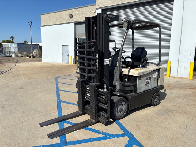 2011 Crown FC4500 4200 lb Electric Forklift