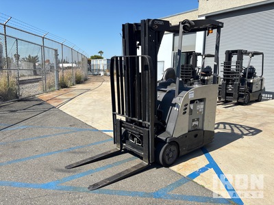 2014 (unverified) Crown RC5535 2500 lb Montacargas Eléctrico