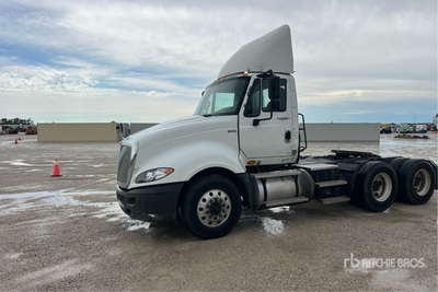 2013 International Prostar 6x4 T/A Dagcabine Trekker