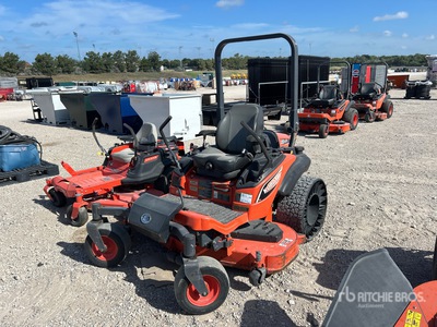 2019 Kubota ZD1211 Zero-Turn Lawn Mower