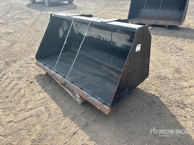 HLA MBHV72 72 in Telehandler Bucket