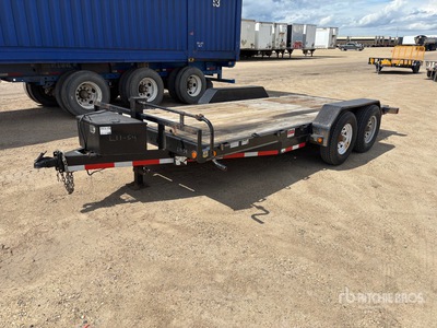2012 Load Trail 16 ft T/A Trailer utilitario