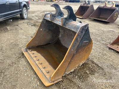 XCMG 52 in Q/C Cleanup Excavator Bucket - Fits XCMG XE155UCR