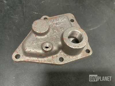 (9) Cummins 3060624 Front Water Header Covers