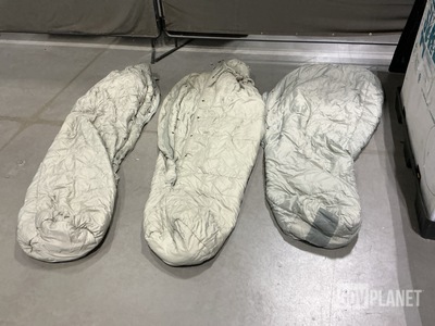 (44) Sleeping Bags