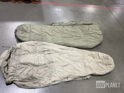 (40) Sleeping Bags