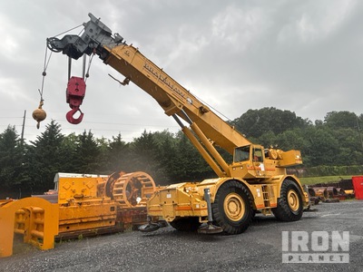 Grove RT9100 100 ton 4x4x4 Rough Terrain Crane
